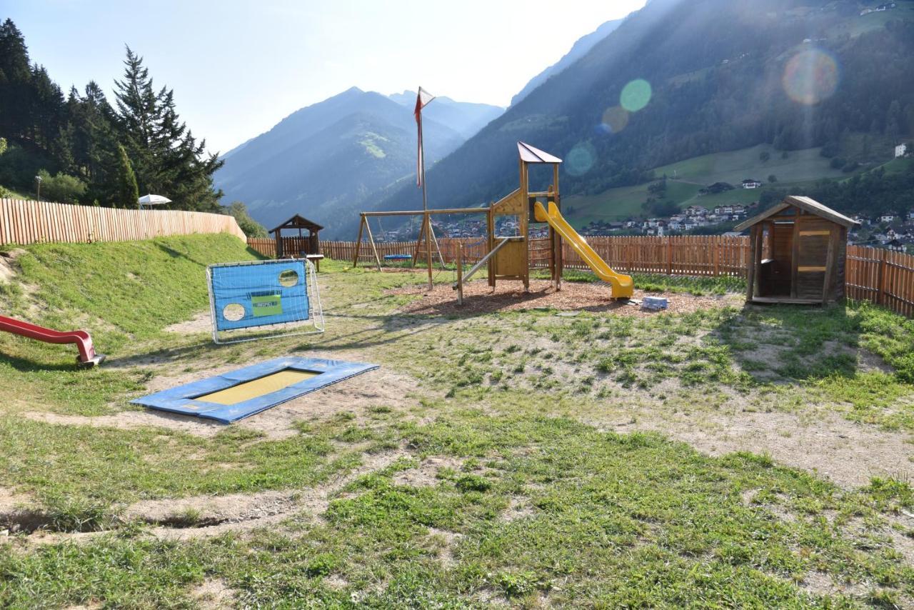 Pension Gasthof Haselstaude Sankt Leonhard in Passeier Buitenkant foto