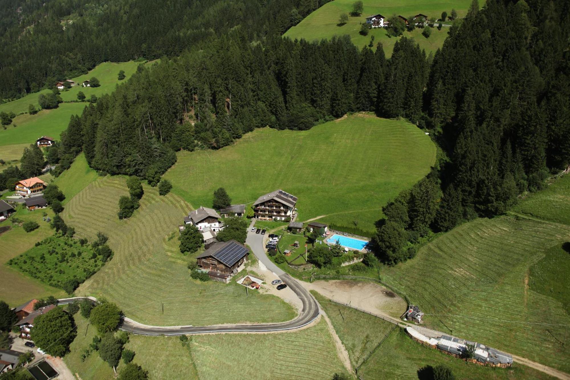 Pension Gasthof Haselstaude Sankt Leonhard in Passeier Buitenkant foto